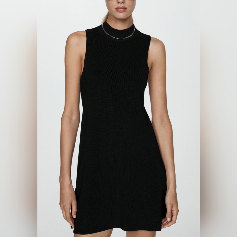 Perkins-neck knitted dress